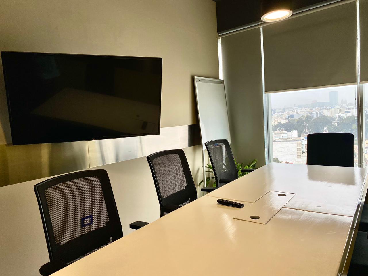 Ambiente profesional de INWAY Cowork